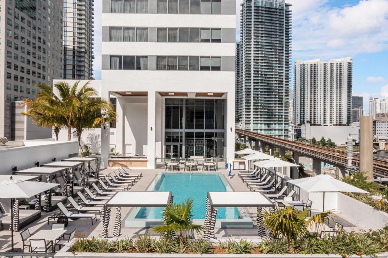 Element Miami Brickell Hotel Exterior photo